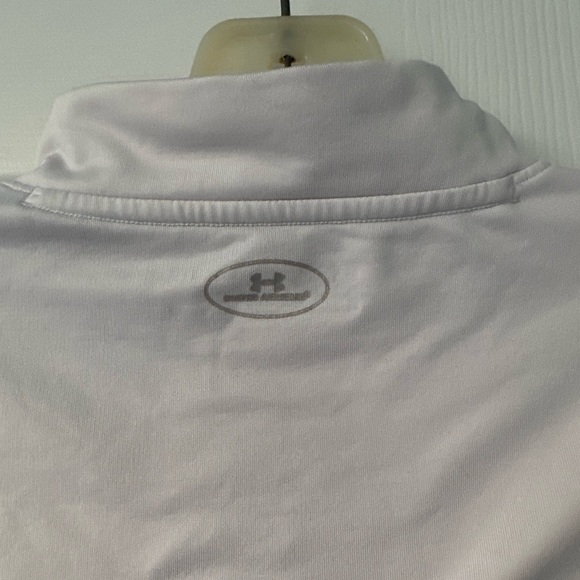 White Long Sleeve Under Armour Size Medium Undershirt/Baselayer - Picture 3 of 6